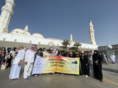 Jamaah di Masjid Quba